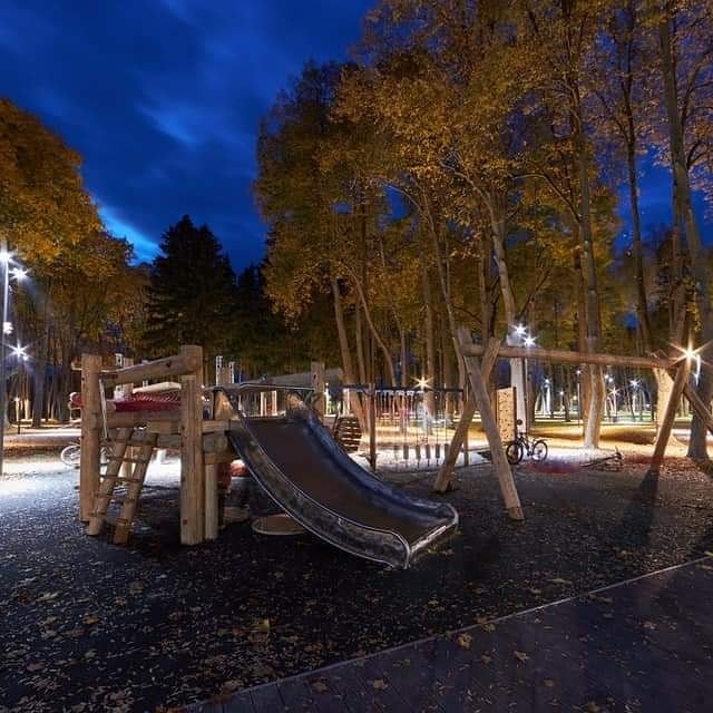 Центральный городской парк небольшого Мещовска в Калужской области